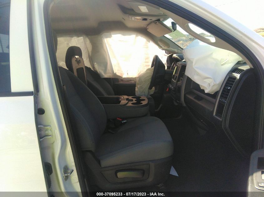 2019 RAM 1500 CLASSIC TRADESMAN - 1C6RR6FG7KS637681