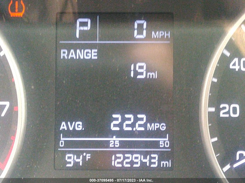 2017 HYUNDAI ELANTRA SE - 5NPD74LF0HH161077