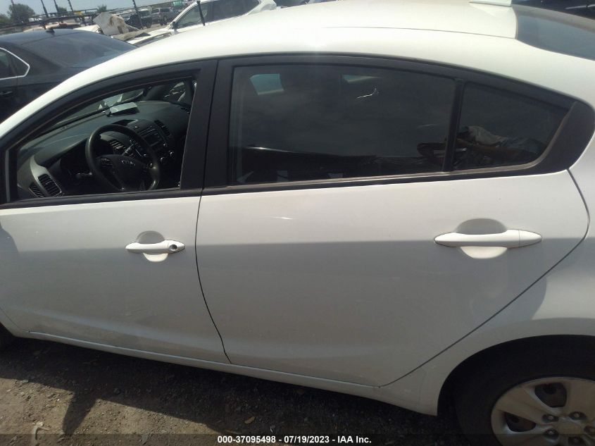 2018 KIA FORTE LX - 3KPFK4A79JE174231