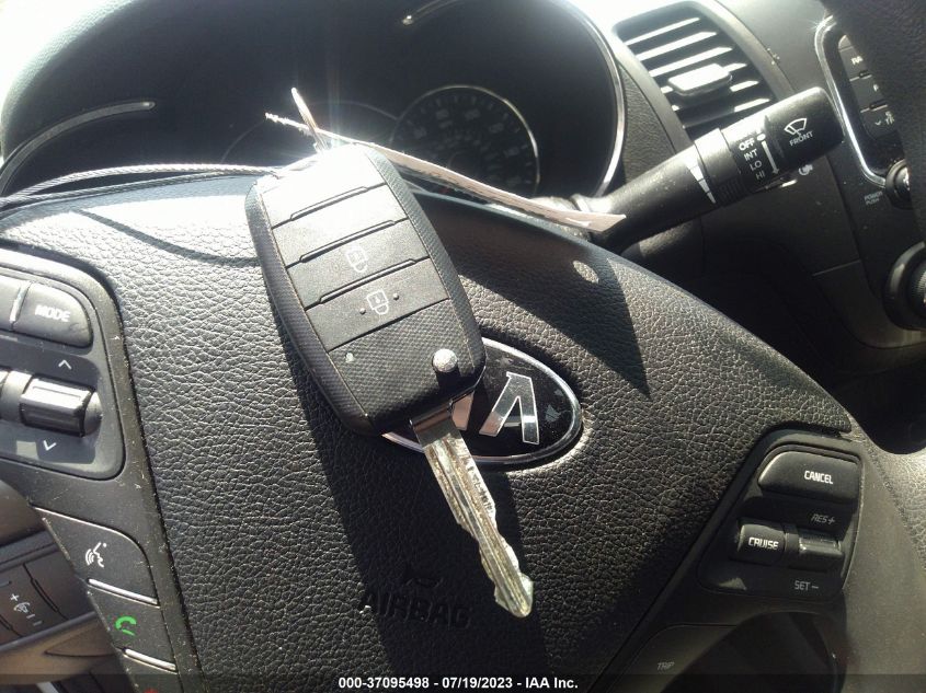 2018 KIA FORTE LX - 3KPFK4A79JE174231