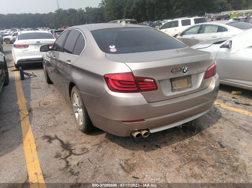 2013 BMW 5 SERIES 528I - WBAXG5C57DDY33806