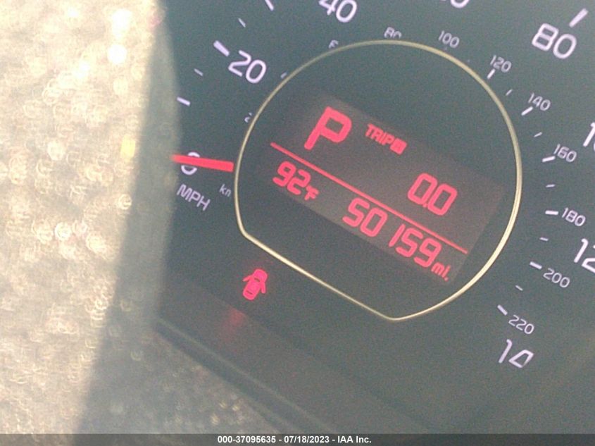 2014 KIA SOUL + - KNDJP3A52E7023421