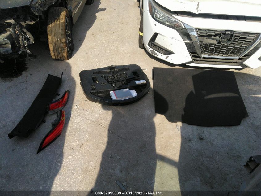 2021 TOYOTA COROLLA LE - 5YFEPMAE0MP190154