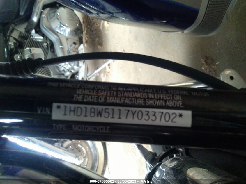 2007 HARLEY-DAVIDSON FLSTC - 1HD1BW5117Y033702