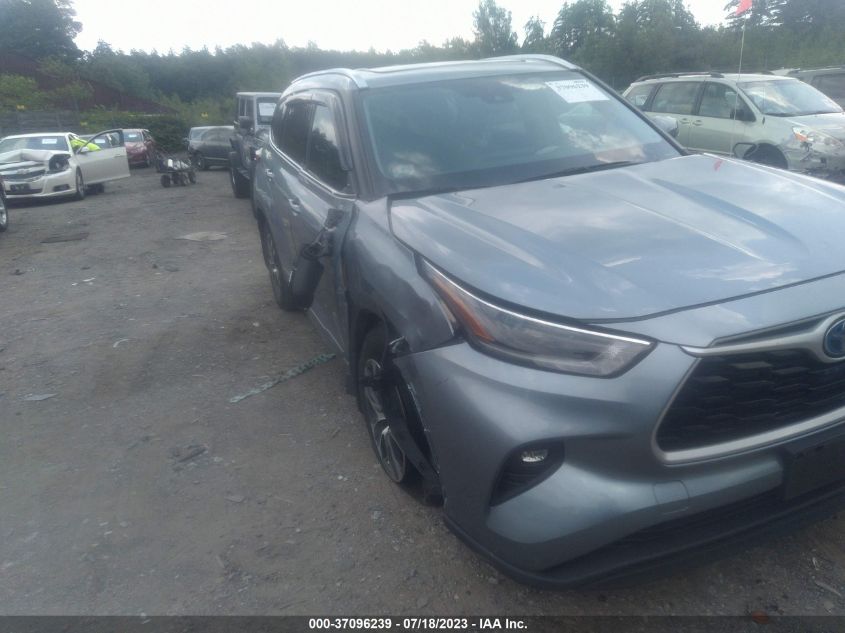 2021 TOYOTA HIGHLANDER HYBRID XLE - 5TDGBRCH0MS065934