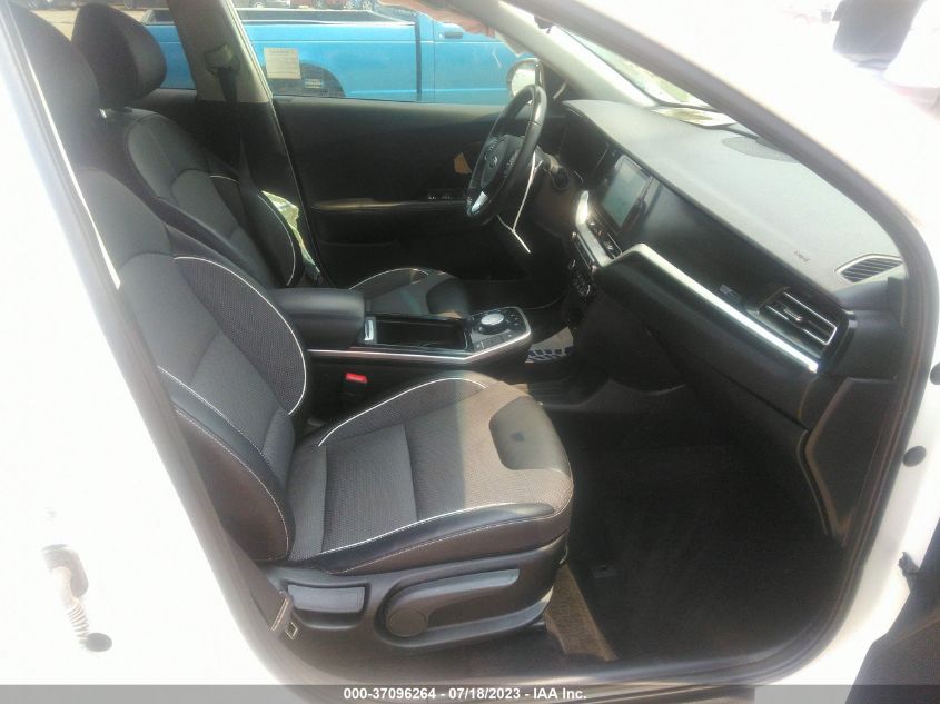 2021 KIA NIRO EV EX KNDCC3LG3M5107325