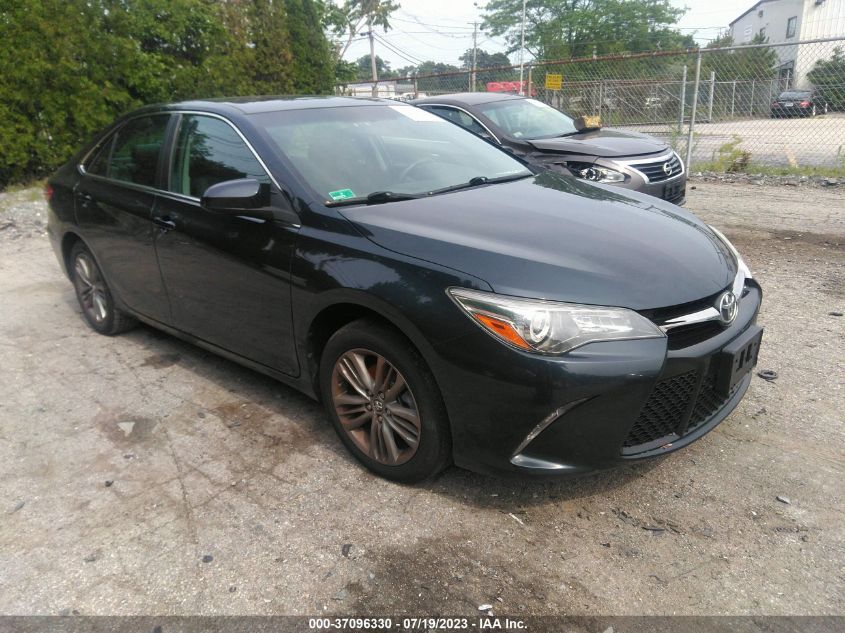 2017 TOYOTA CAMRY SE - 4T1BF1FK2HU696446