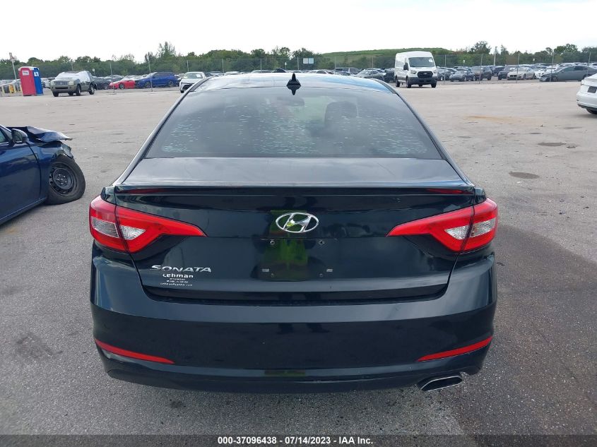 2017 HYUNDAI SONATA SE - 5NPE24AFXHH526712