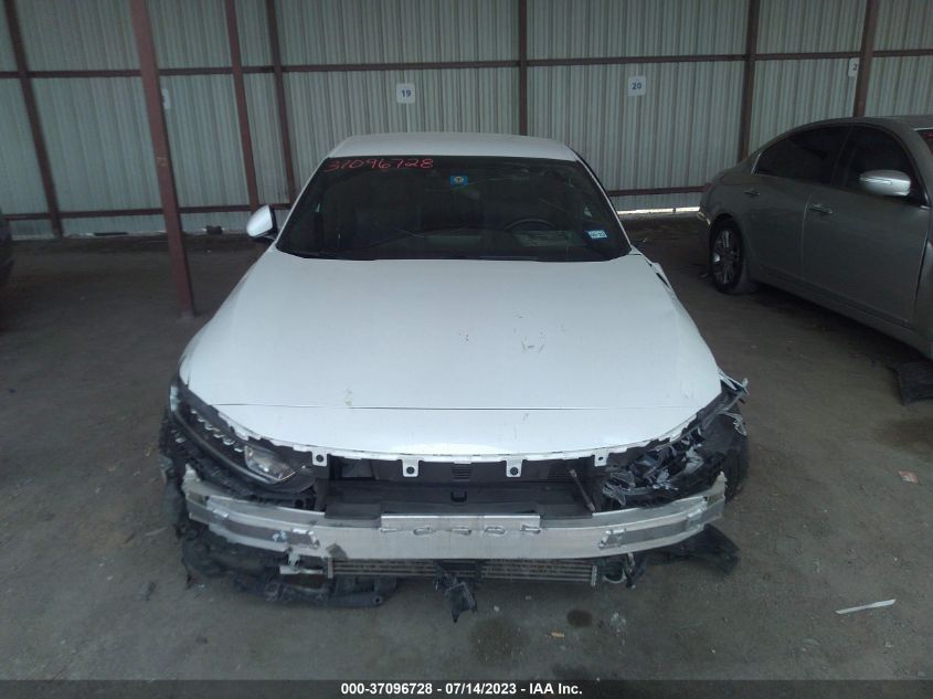 1HGCV1F31KA166340 Honda Accord SPORT 6