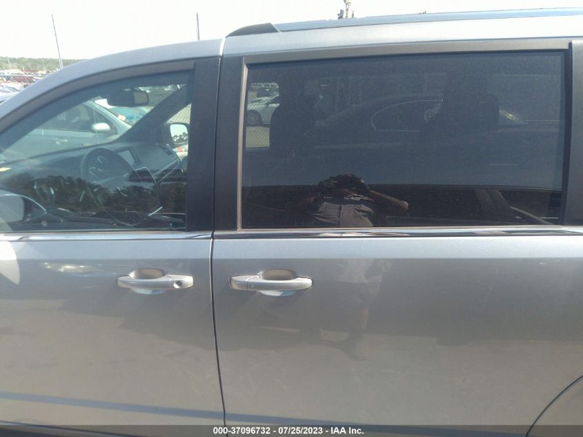 2020 DODGE GRAND CARAVAN SXT - 2C4RDGCG4LR154637