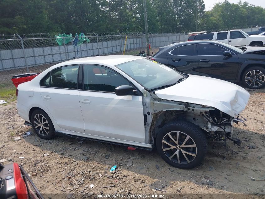 2016 VOLKSWAGEN JETTA SEDAN 1.4T SE - 3VWD67AJ9GM263978