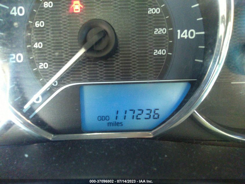 2014 TOYOTA COROLLA LE - 2T1BURHE8EC140828