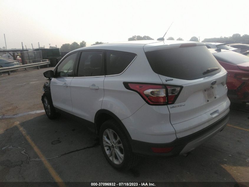 2017 FORD ESCAPE SE - 1FMCU0GDXHUC42756