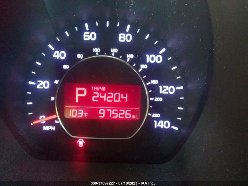 2015 KIA SOUL + - KNDJP3A53F7166234