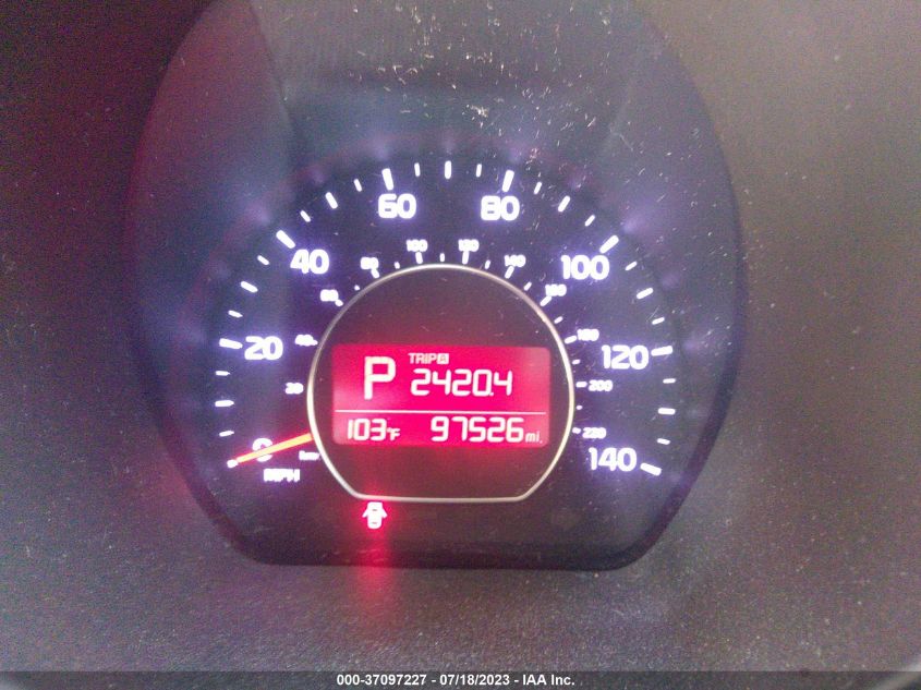 2015 KIA SOUL + - KNDJP3A53F7166234