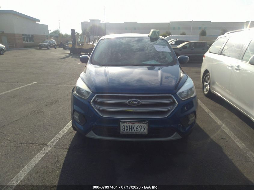 2017 FORD ESCAPE SE - 1FMCU0GD9HUC11174