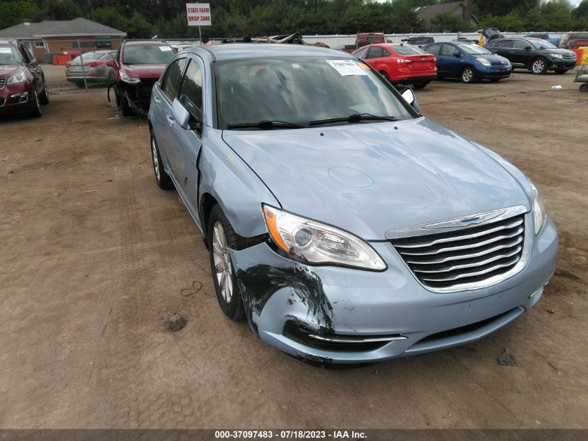 2013 CHRYSLER 200 TOURING - 1C3CCBBB6DN570886