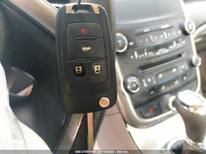 2015 CHEVROLET MALIBU LS - 1G11B5SL1FF329839