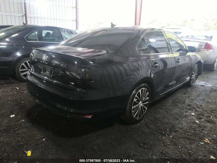 2016 VOLKSWAGEN JETTA SEDAN 1.8T SPORT - 3VWD17AJ5GM300524