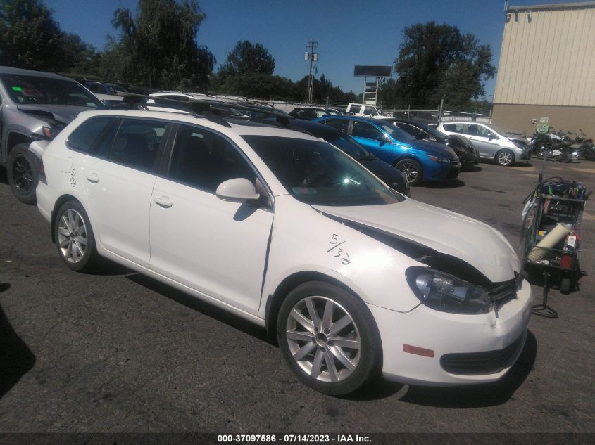 2014 VOLKSWAGEN JETTA SPORTWAGEN TDI W/SUNROOF & NAV - 3VWPL7AJ5EM603386