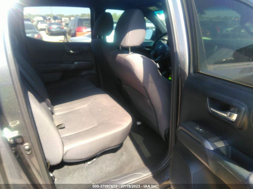 2017 TOYOTA TACOMA DBL CAB/SR5/TRD SPORT/OR - 5TFAZ5CNXHX036828