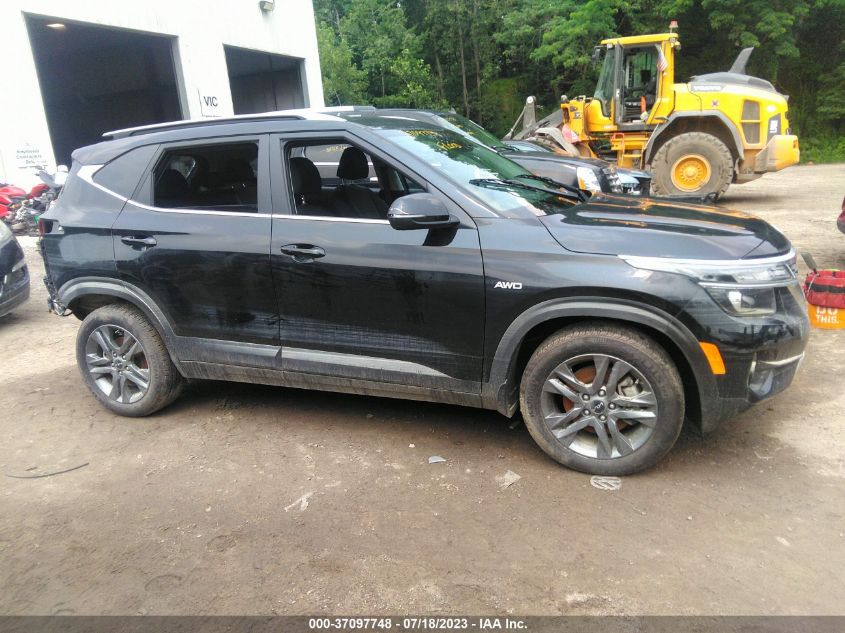 2023 KIA SELTOS S - KNDEUCAA4P7442591