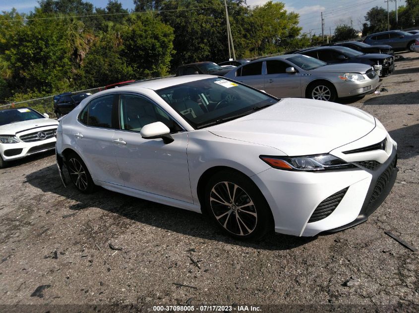 2020 TOYOTA CAMRY SE - 4T1G11AK9LU982377