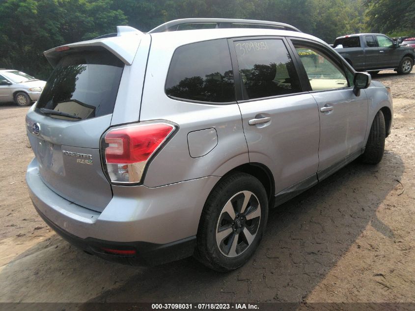 2017 SUBARU FORESTER 2.5I PREMIUM - JF2SJAEC9HH575078