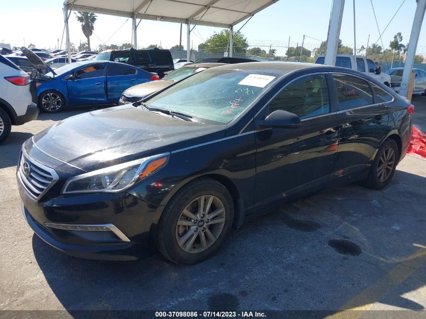 2015 HYUNDAI SONATA 2.4L SE - 5NPE24AF8FH254402