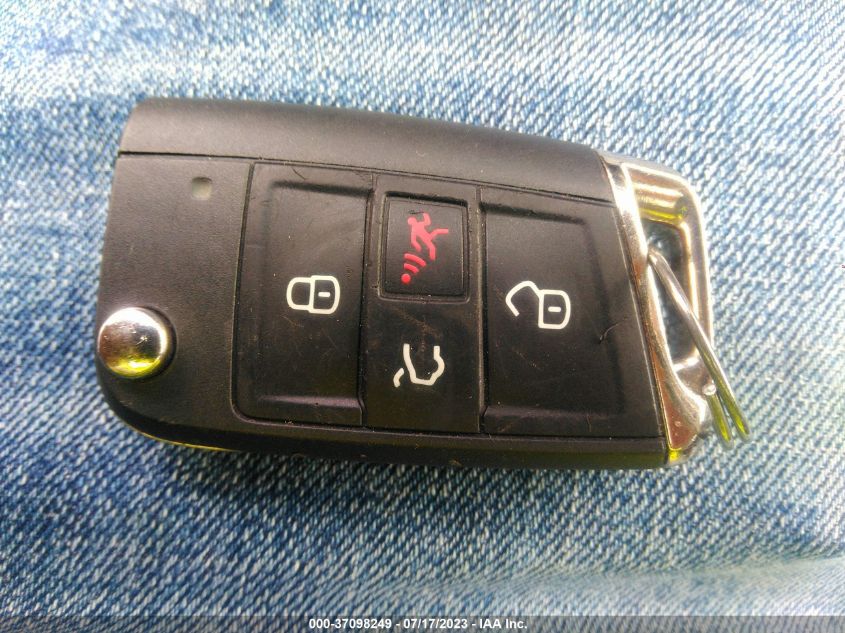 2016 VOLKSWAGEN GOLF GTI AUTOBAHN W - 3VW547AU0GM010357