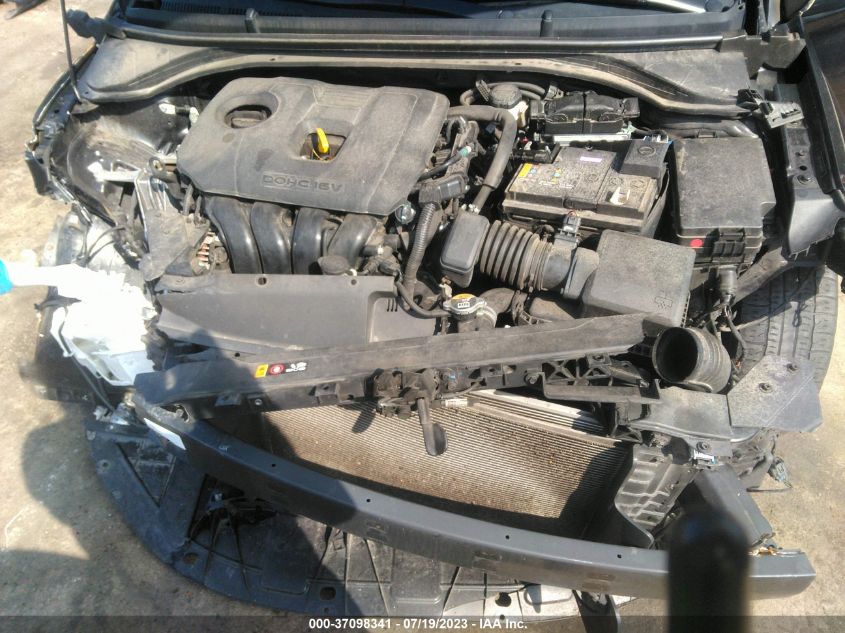 5NPD74LF4LH542701 Hyundai Elantra SE 10