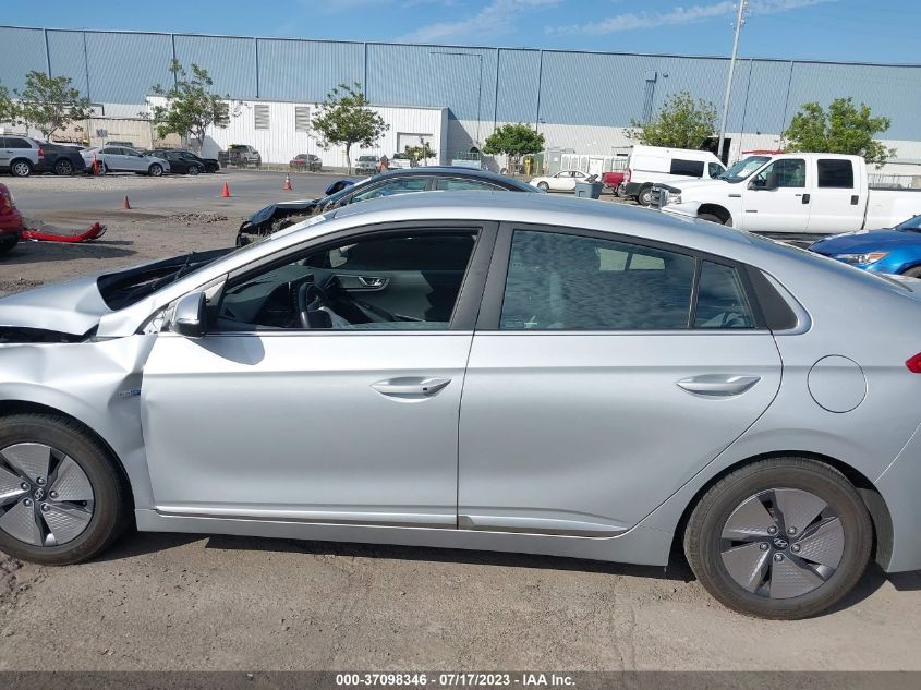 2020 HYUNDAI IONIQ HYBRID SE - KMHC75LC6LU242649