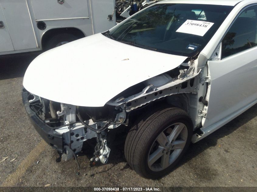 2013 TOYOTA CAMRY L/LE/SE/XLE - 4T1BF1FK4DU244802