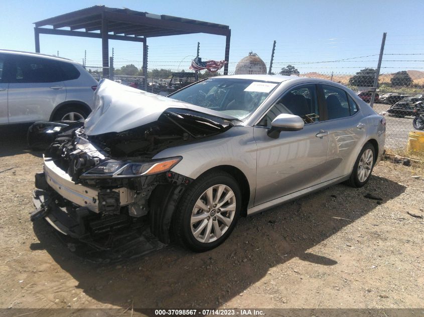 2020 TOYOTA CAMRY LE - 4T1C11AK9LU335136
