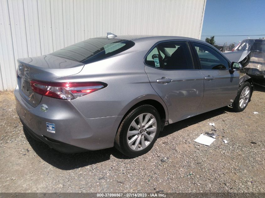 2020 TOYOTA CAMRY LE - 4T1C11AK9LU335136
