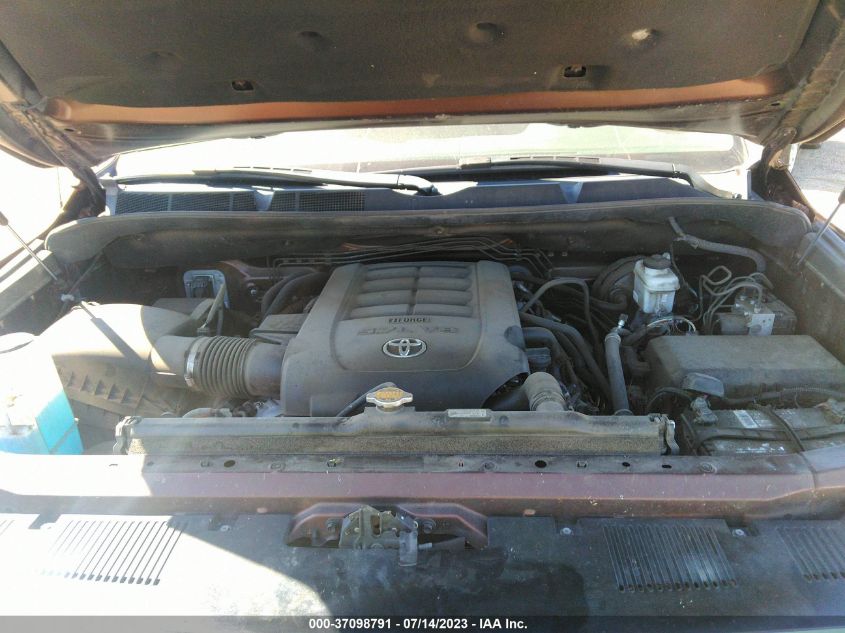 2016 TOYOTA TUNDRA 4WD TRUCK PLATINUM/1794 - 5TFAY5F14GX505325