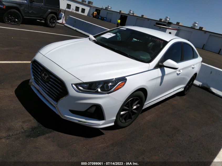 2018 HYUNDAI SONATA SE - 5NPE24AF2JH675900