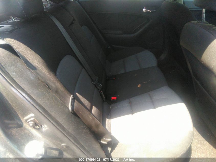 2016 KIA FORTE 5-DOOR LX - KNAFK5A86G5644439