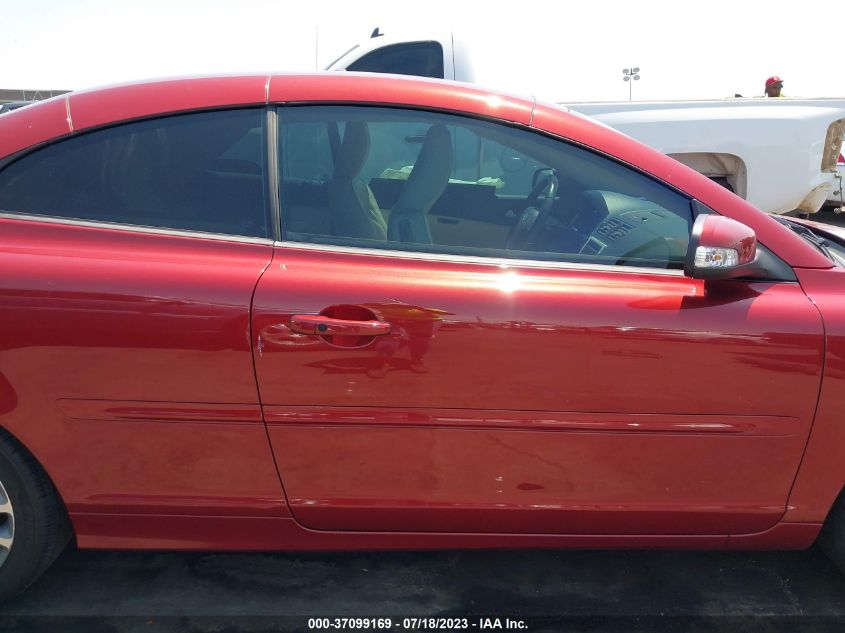 2013 VOLVO C70 T5 YV1672MC0DJ143191