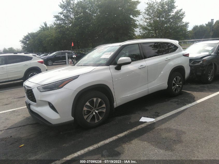 2022 TOYOTA HIGHLANDER XLE - 5TDGZRBH4NS192877