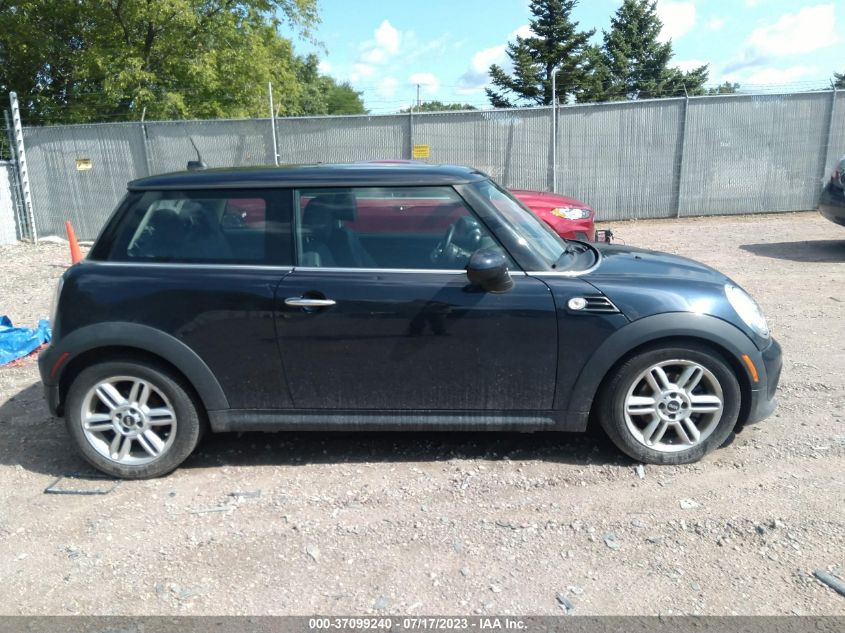 2013 MINI COOPER HARDTOP - WMWSU3C50DT685088