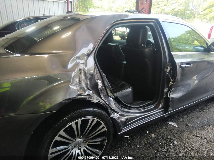 2013 CHRYSLER 300 300S - 2C3CCABG0DH685398