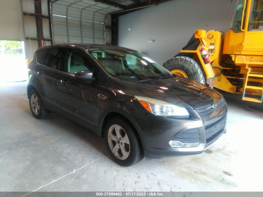 2016 FORD ESCAPE SE - 1FMCU0G95GUA12889