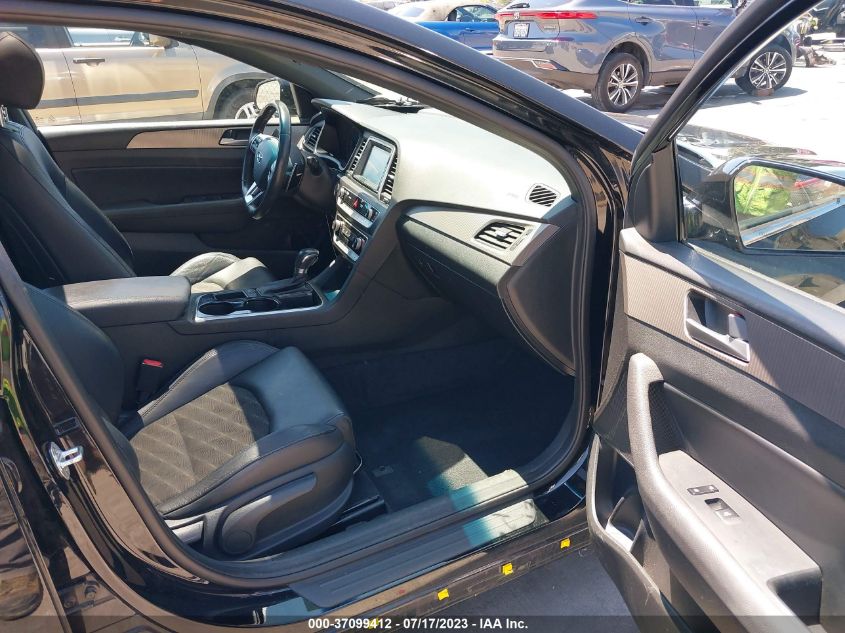 2018 HYUNDAI SONATA SPORT - 5NPE34AF3JH667642