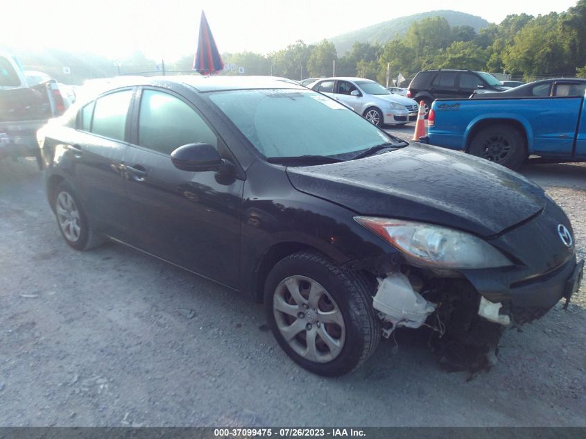 2013 MAZDA MAZDA3 I SV - JM1BL1TG5D1733918