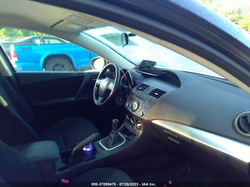 2013 MAZDA MAZDA3 I SV - JM1BL1TG5D1733918