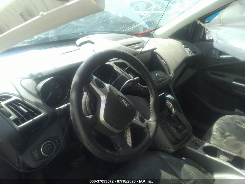 2015 FORD ESCAPE SE - 1FMCU0GX7FUB71135