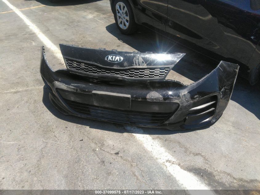 2017 KIA RIO 5-DOOR LX KNADM5A3XH6036568