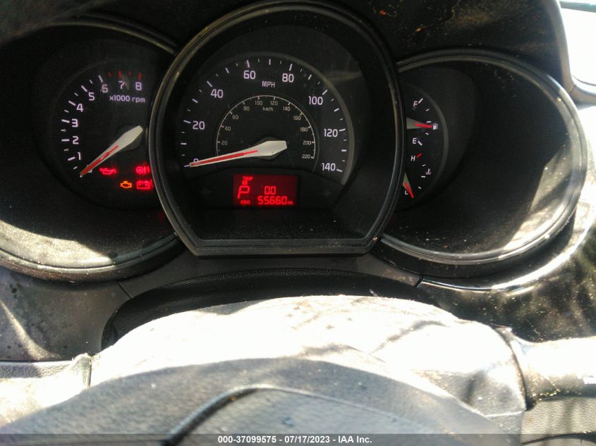 2017 KIA RIO 5-DOOR LX KNADM5A3XH6036568