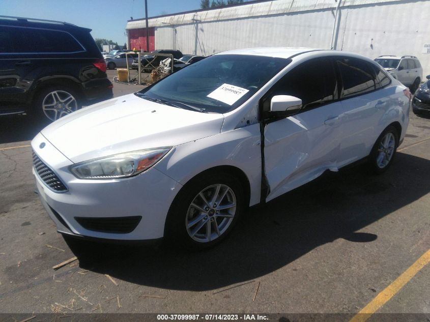 2015 FORD FOCUS SE - 1FADP3F25FL336800